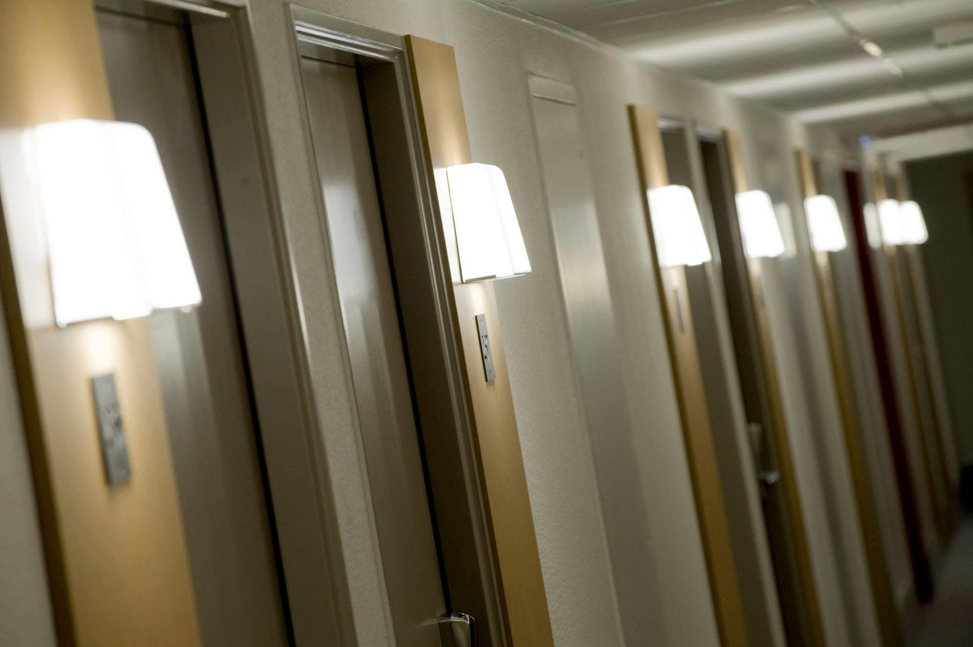 B&B Hotel Tours Parc Expo St-Avertin Saint-Avertin Exteriör bild